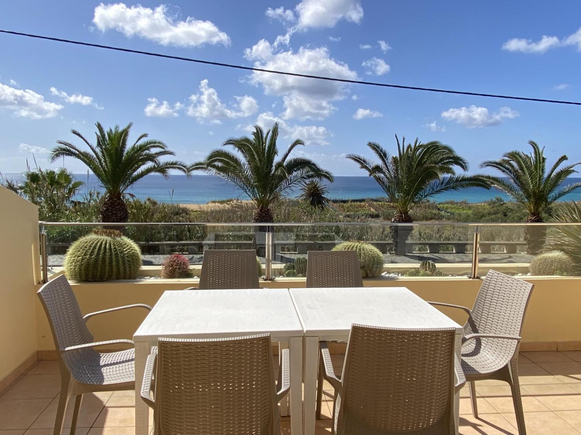 Casa Das Pedras Pretas - By Wehost Porto Santo Exterior photo