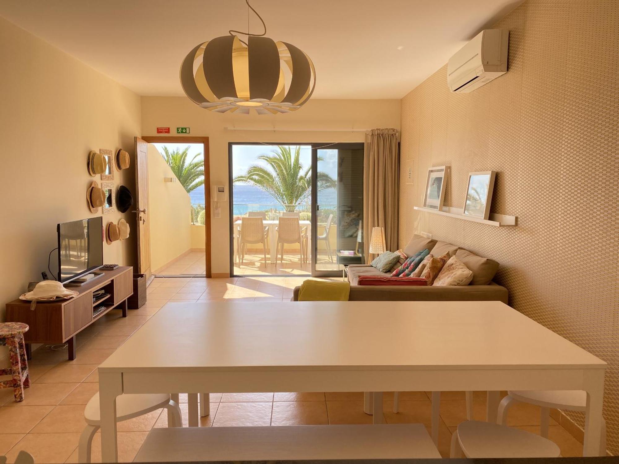 Casa Das Pedras Pretas - By Wehost Porto Santo Exterior photo